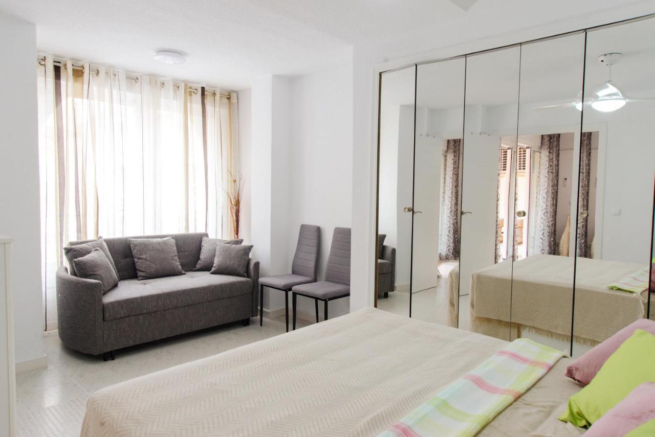 טורבייחה Holiday Suite Playa Del Cura מראה חיצוני תמונה