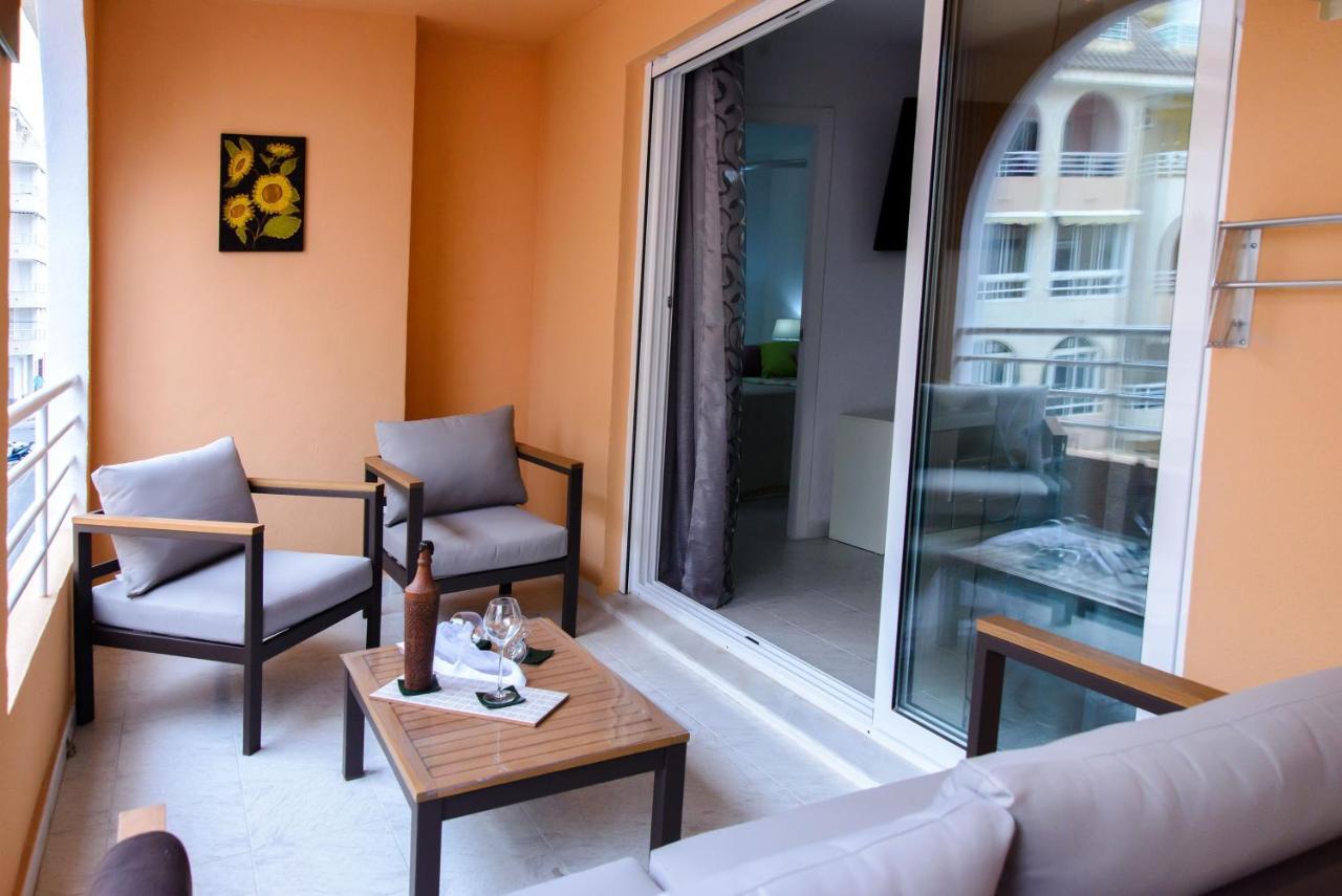 טורבייחה Holiday Suite Playa Del Cura מראה חיצוני תמונה
